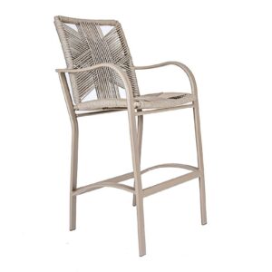 Banqueta Madrid com estrutura em alumínio tratado com pintura eletrostática